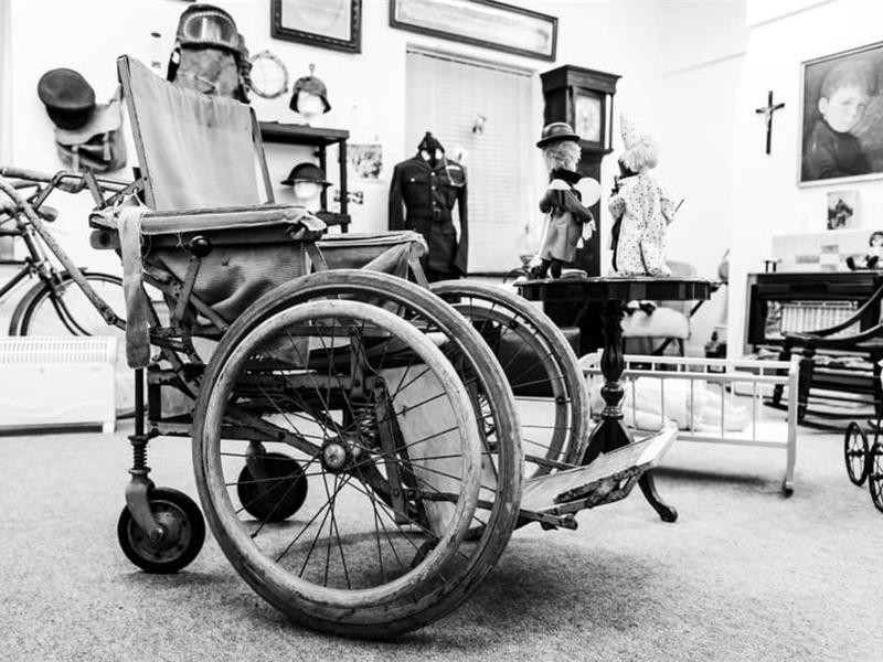 Ghost Hunt At The Haunted Antiques Research Centre