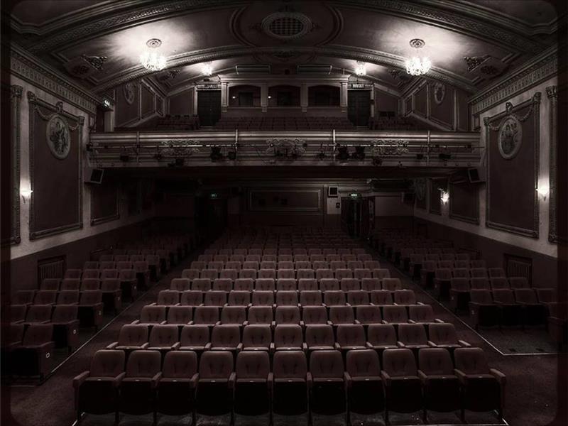 Ghost Hunt At The Haunted Savoy Theatre Monmouth