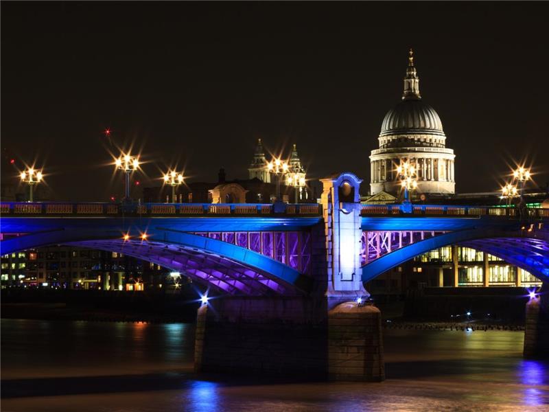 London Bridge Ghost Tour